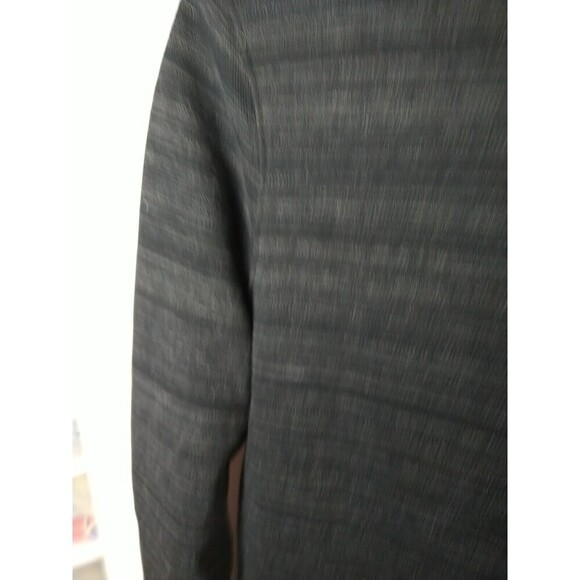 Duluth Trading Post Grey Mock Neck Tunic Pock Thumbholes Top. Size M - Picture 6 of 12